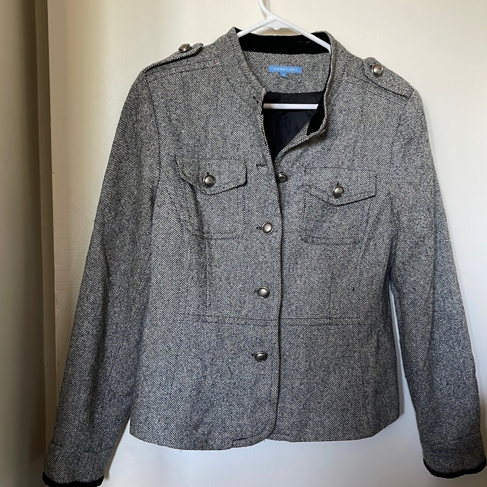 Grey, black and white coat.